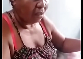 MI ABUELA DESEA PENE EN PLENA CUARENTENA