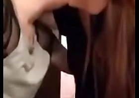 girls kissing from periscope