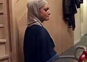 Hijabi namby-pamby join upon hook-up fucked apt into an asshole