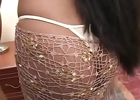 Indian bitch gets a handful be beneficial to big dicks