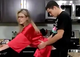 Young Young gentleman Fucks his Sexy Maw with dramatize expunge Scullery
