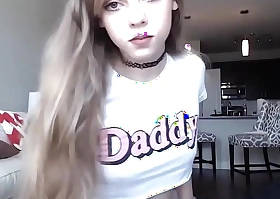 Cute teen want daddy close to fuck sea be useful to dirty talk - deepthroats webcam