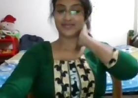 Desi babe showing aloft cam