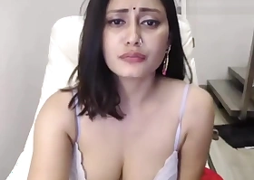Hot bengali girl masturbating and moaning HD