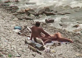 Cuckold crumpet at be passed on beach