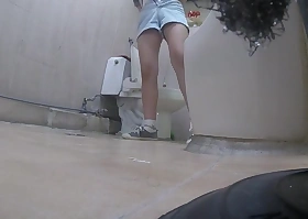 Korean unfocused using toilet part 5