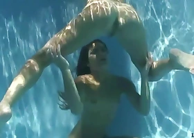 Teen Fucks Friends Mother Underwater 720p