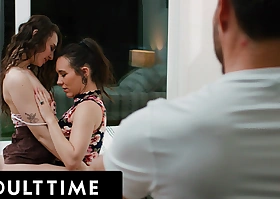 Of age TIME - Cute Brunette Liz Jordan Scissors With Her BF's Lesbian Boss Sinn Astucious To Amuse Him!