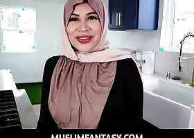 MuslimFantasy- Thick Hijab Wife Tokyo Lynn Gluteus maximus No Longer Resists Her Horny Husband