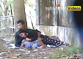Outdoor blowjob mms of desi girls with darling - Indian Porn Videos