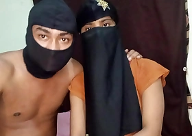 Bangladeshi Girlfriend's Video Uploaded by Boyfriend