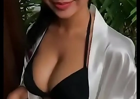 Sesi basah2x-an whey-faced gemesin bareng Miss Popular Indonesia PioneerDJ