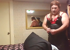 MISTRESS LEATHER MAKES HER SISSY ASS LOSER OF A CUCK PAY