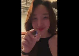 175美乳超模身材，全裸自慰！片头可约！！！