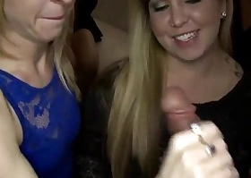 Chubby ex wife facialized in front of friends