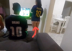 fiz sexo com spend time together do meu marido por causa de uma aposta, fiquei com tesão e acabei fazendo DP com os dois