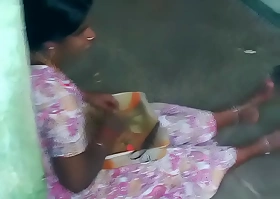 Hot sexy Tamil aunty