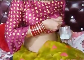 Despondent bhabhi makes yummy coffee from her fresh breast milk for devar by squeezing out her milk in cup (Hindi audio)