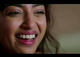 (Radhika-Apte-