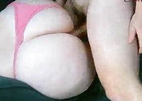 I film in close-up the huge ass of my Stepmom fucking!