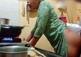 Indian sexy wife got fucked greatest extent cooking